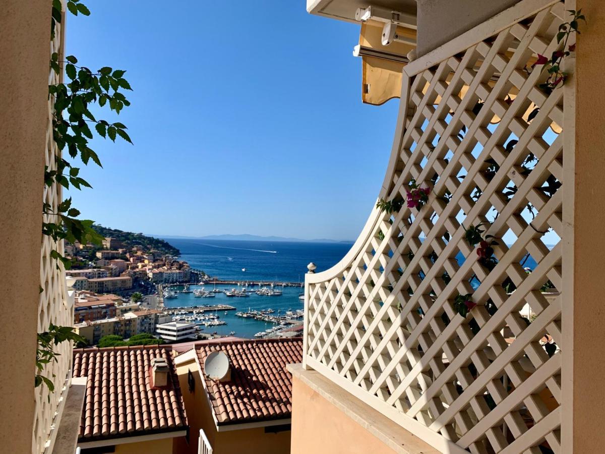 Апартаменты Terrazza 81 Порто Санто Стефано Экстерьер фото